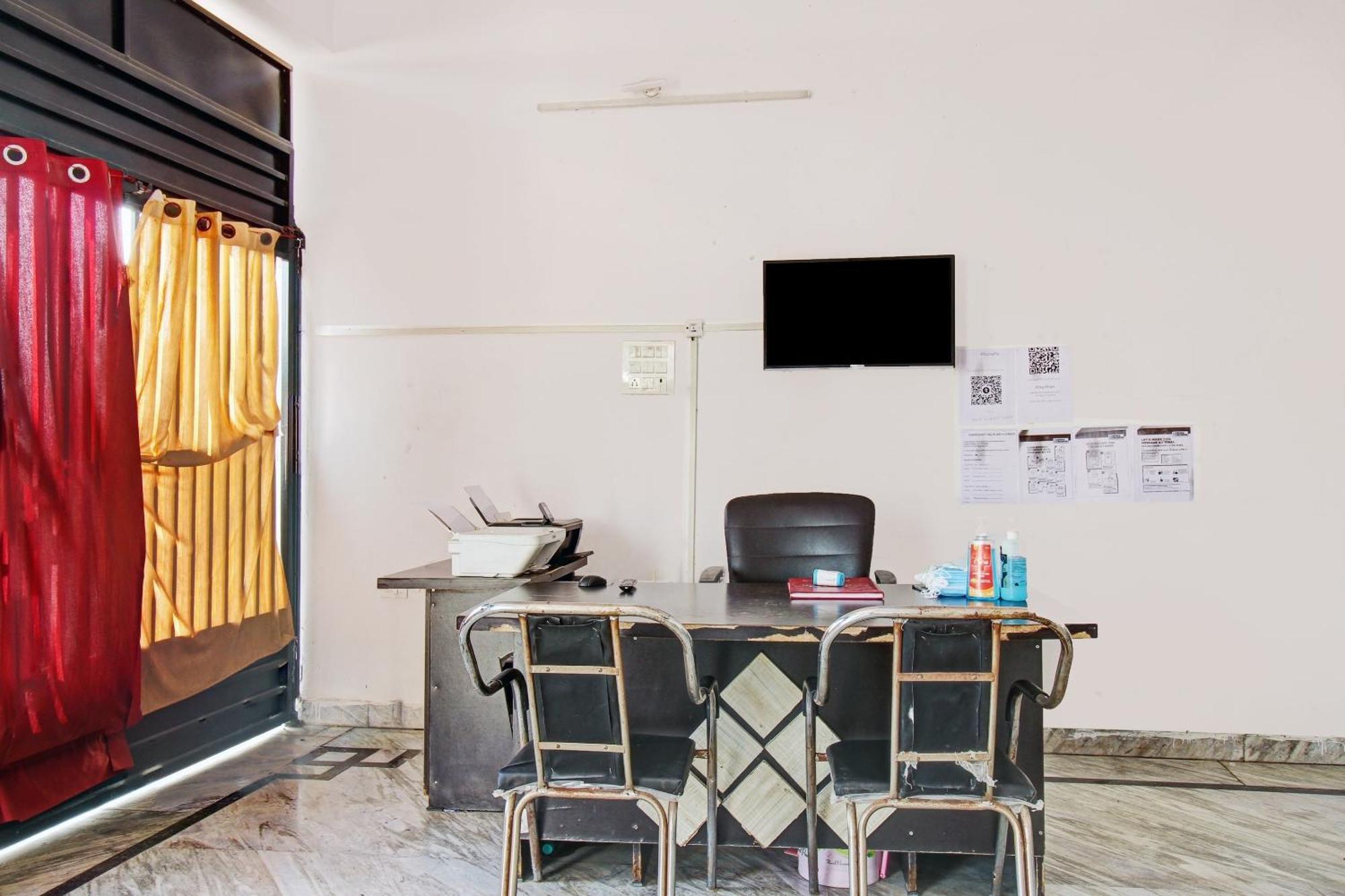Hotel O Jr Hotel Lucknow Exterior foto